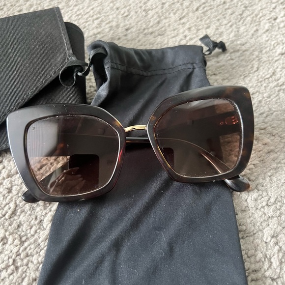 Women’s Dolce & Gabbana cat eye sunglasses main image 5